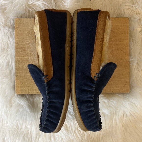 LL Bean Wicked Good Venetian Suede Loafer Slippers with Shearling Lining - Picture 3 of 9